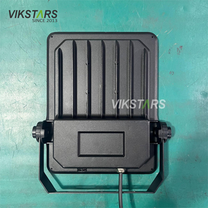 High Lumen 160Lm/W Outdoor Led Flood Lights 50W 100W 200W 300W con buen precio para la iluminación del campo deportivo - Product Image 4