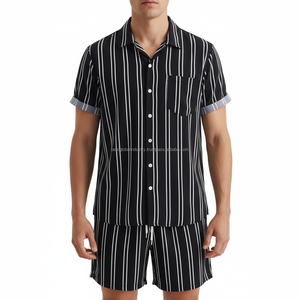 ชุดเซ็ตเสื้อผ้าผู้ชายลายทางแบบสั่งทำพิเศษ - สีดำและสีขาวลายเส้นเล็ก ชุดลำลองฤดูร้อน 2 ชิ้น - Product Image 3