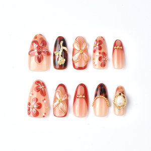 30 ชิ้น ชุดตกแต่งเล็บลายดอกกุหลาบ 3 มิติ ประดับด้วยอัญมณีสำหรับฤดูใบไม้ร่วง/ฤดูหนาว  ปลายเล็บสีทองระดับไฮเอนด์ มีสินค้าพร้อมส่ง - Product Image 3