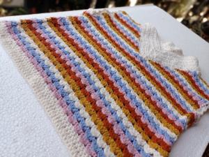 Chemises sans manches en coton macramé faites à la main sur mesure selon les exigences des clients - Product Image 3