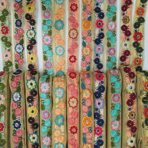 Robes en dentelle faites à la main à motif styliste de 9 mètres, 9 couleurs différentes, brodées, fantaisie bohème/décontractée/traditionnelle/ethnique pour sacs - Product Image 1