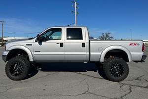 Ford F-250 Super Duty Lariat 4x4 RHD LHD d'occasion 2006 – Achetez maintenant - Product Image 2