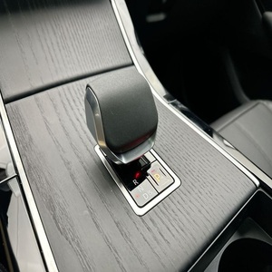 Meilleures ventes 2025 - Land Rover Range Rover Velar Dynamic SE 2.0L I4 Turbocharged Technology Package Automatique AWD - Product Image 6