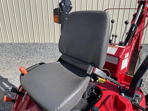 2013 Massey Ferguson GC1710 Mini tracteur agricole d'occasion/neuf équipement de machines agricoles Petit tracteur agricole - Product Image 6