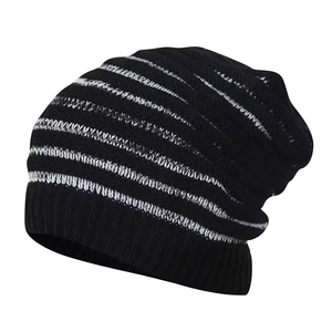 Gorros de Punto Personalizables con Logotipo, Estilo Urbano Unisex, Gorros de Punto Personalizados, Transpirables, Impermeables, para Playa y Negocios - Product Image 3