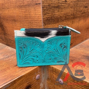 กระเป๋าใส่บัตรหนังวัวเทอร์ควอยซ์หนังขนวัวแท้สไตล์ตะวันตกของขวัญทำมือสำหรับเขาหรือใช้บัตรเครดิตของเธอ - Product Image 1