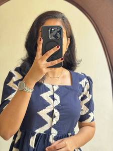 เดรสฤดูร้อนสุดเพอร์เฟกต์พร้อมลายดอกไม้สวยๆสำหรับฤดูร้อน - Product Image 6