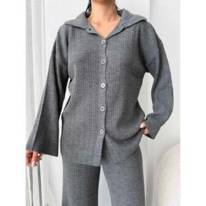 ชุดฮิญาบลายทางสไตล์ลำลองหรูหรา รุ่น 1554 แฟชั่นสุภาพสำหรับผู้หญิง - Product Image 3