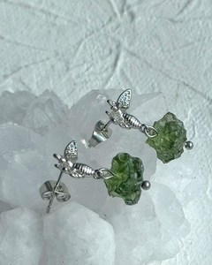 Boucles d'oreilles de météorite véritable Moldavite 1.6g Bijoux en or Talisman Moldavite Crystal Cadeau d'anniversaire ou d'anniversaire parfait pour elle - Product Image 3