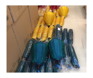 Belle lanterne ronde en soie vietnamienne peinte à la main sur bambou - Product Image 1