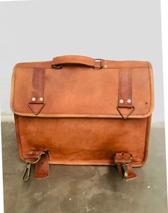 Grand sac messager pour ordinateur portable en cuir véritable avec logo personnalisé sac de voyage style sport vintage porte-documents bonbon à la mode pour une utilisation - Product Image 1