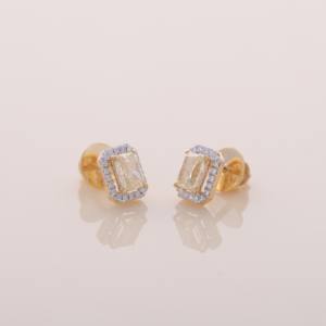 Boucles d'oreilles halo en or jaune, blanc et rose 14 carats avec diamant jaune taille radiant 0,64 carat - Product Image 3