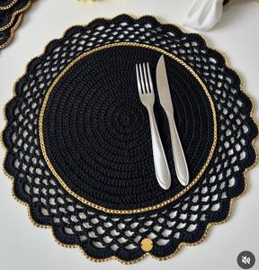 Set de table en macramé conçu pour une décoration de table simple, les repas quotidiens et une ambiance conviviale à la maison. - Product Image 3