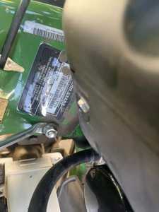 เครื่องตัดหญ้าแบบ Zero Turn ยี่ห้อ John Deere รุ่น Z530R ปี 2022 สภาพใหม่/มือสอง เครื่องยนต์ 2 จังหวะ สำหรับงานอุตสาหกรรม  ใช้งานสะดวกสบาย เหมาะสำหรับบ้านพักอาศัย  ขนาดใหญ่ 54 นิ้ว  แผงตัดหญ้าแข็งแรง - Product Image 6