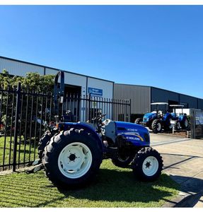Tractor agrícola New Holland bastante usado 4WD En stock a buenas tarifas Compra inmediata Envío rápido Compre tractor New Holland usado. - Product Image 1
