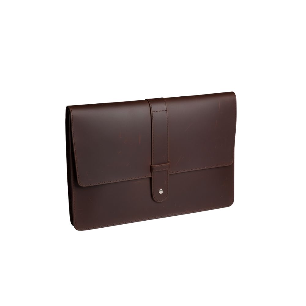 สีน้ำตาลเข้ม