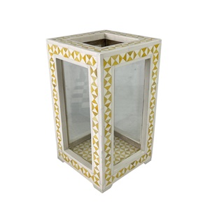 Lanterne en os faite à la main de style moderne Décorations de fête en forme de rectangle de qualité assurée Vendeurs de qualité d'exportation assurée - Product Image 1