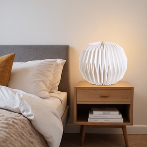 Lampe de table moderne en <span class=keywords><strong>origami</strong></span>, <span class=keywords><strong>abat</strong></span>-<span class=keywords><strong>jour</strong></span> en papier artisanal, design décoratif en papier plié, lampe suspendue, <span class=keywords><strong>abat</strong></span>-<span class=keywords><strong>jour</strong></span> - Product Image 1