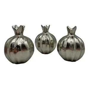 Florero Decorativo Nórdico Premium de Metal para un Estilo Moderno en el Hogar, Florero para Casas Modernas y Elegantes - Product Image 4