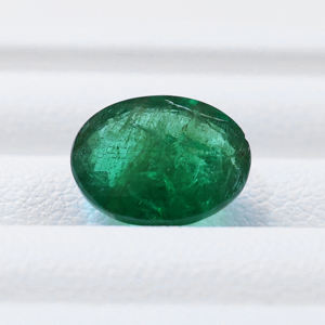 Esmeralda Zambiana 100% Natural de Alta Calidad, Forma Ovalada, 3.60 Quilates, Color Verde Medio, Piedra de Nacimiento de Mayo para Hacer Anillos y Colgantes - Product Image 1