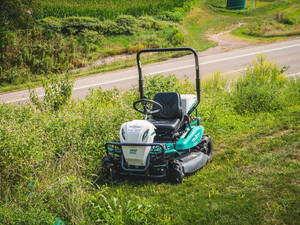 Venta caliente inteligente Orec Rabbit RM882 Diesel Ride-On Desbrozadora 88cm Cortacésped de Banco de arranque eléctrico para pendientes y césped alto - Product Image 6