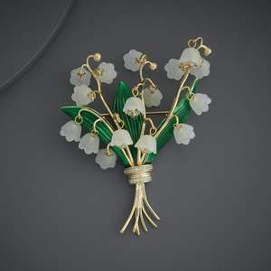Broche de Flor con Cristales de Imitación y Detalles de Perlas/Diamantes, Listo para Fiestas - Product Image 1