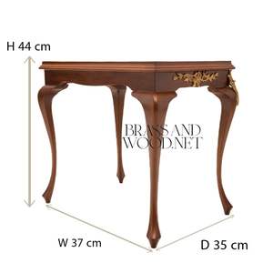 Ensemble de tables de service gigognes classiques en bois de luxe avec pieds français sculptés à la main et accents décoratifs dorés - Product Image 6