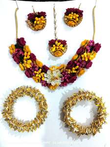 Ensemble de bijoux de mariée ajustables style crochet Rose-jaune, bracelets floraux faits à la main, avec pendentifs Dulhaniya, pour Haldi et Mehendi, tendance - Product Image 6