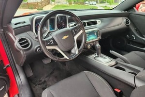 เชฟโรเลต คามาโร เอสเอส คูเป้ ปี 2015  ปรับปรุงแรงบิด  ดีไซน์แอโรไดนามิก  แข็งแกร่งบนท้องถนน  ผลิตเพื่อการขับขี่  ขาย - Product Image 5