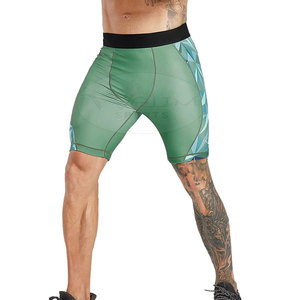 Shorts de compression respirants et écologiques pour hommes avec motif uni, taille élastique, séchage rapide pour le sport - Vente en gros disponible - Product Image 4