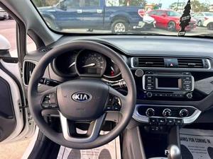 Kia Rio LX 2016 Seminuevo en Excelente Estado, FWD - Product Image 4
