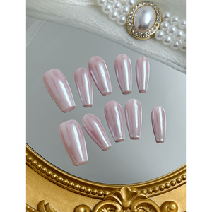 Unghie Finte Lustrous Veil: Nail Art Elegante con Lucentezza Scintillante - Product Image 3
