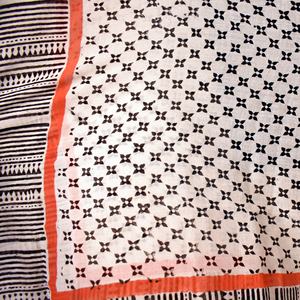 100% Cotton Printed <b>Scarf</b> Multicolour Fashion <b>Wrap</b> for Women Wholesale Printed Cotton Lightweight Soft <b>Wrap</b> Shawl Manufacturer - Product Image 4