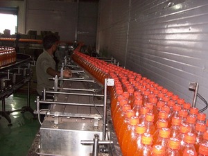 สายการผลิตน้ำอัดลมแบบอัตโนมัติสำหรับบรรจุน้ำโซดาสายการผลิตในอินเดีย - Product Image 2