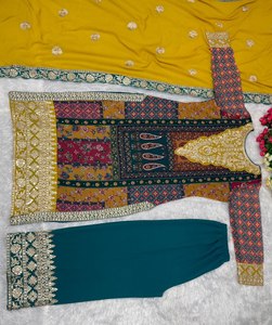 NOUVEAU DESIGNER HEAVY FUAX GEORGETTE SUIT FÊTE PORTER ROBE TRADITIONNELLE BELLE COMBINAISON DE COULEURS PIERRE TRAVAIL À LA MAIN IMPRESSION NUMÉRIQUE - Product Image 3