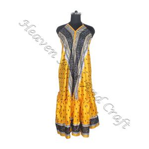SD014 Saree / Sari / Shari indien et pakistanais vêtements de l'Inde Hippy Boho dernier traditionnel Long col en v indien Vintage Sari - Product Image 3