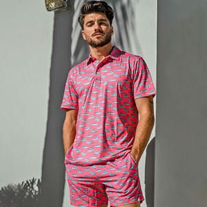 Camiseta de algodón 100% de 180 g/m² de alto gramaje para hombre, cuello simulado, corte regular, personalizable con logo, estilo urbano, transpirable, estampada. - Product Image 1