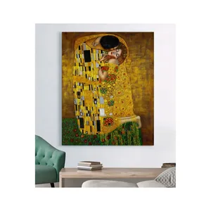 Fida Klimt The Kiss Impression sur toile à motif doré - Product Image 6