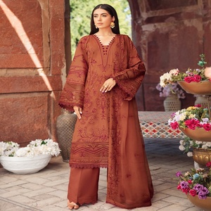 Ramsha Volume ANDAAZ, colección de verano para mujeres, diseñadores paquistaníes, trajes de césped de 3 piezas completamente bordados para ropa de fiesta - Product Image 5