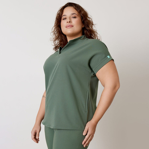 Exfoliante de Enfermería de alta calidad de lujo hecho a medida de Color verde para mujeres Venta caliente uniforme de Enfermería de media manga para el trabajo en el Hospital - Product Image 6