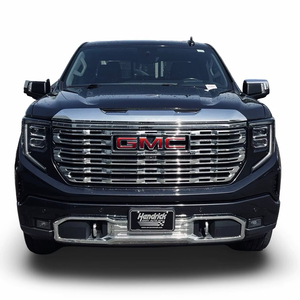 GM_C Sierra 1500 Denali 2022 Usada en Buen Estado - Product Image 1