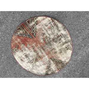 พรมกลมสไตล์ตุรกี ขนาด 2.7x2.7 ฟุต พรมขนสัตว์ลายตารางสีเบจวินเทจ - Product Image 2