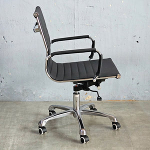 Chaise de bureau MFM07 à dossier bas, revêtement en similicuir de qualité supérieure, pivotante et réglable en hauteur, pour la maison ou l'atelier - Product Image 4