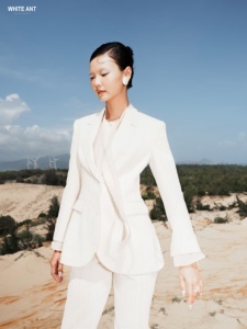 Women's Blouses and Shirts Competitive Price Beautiful ESBER LONG SLEEVE FEATHER BLOUSE Wrapping Paper WHITEANT Vietnam - Product Image 6