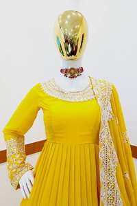 Vestido de trabajo de diamantes con bordado de seda étnica con mangas completas y ropa de fiesta india y pakistaní atractiva Dupatta - Product Image 4