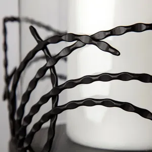 High Quality <b>leaf</b> Designed Candle Holder (Black) - Product Image 4