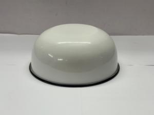 Plateau de service minimaliste en métal laqué blanc brillant de taille moyenne pour salle à manger cuisine restaurants artisanat par WB INC INDIA - Product Image 2
