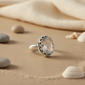 Anillo de Plata 925 con Cristal Facetado para Mujer, Joyería de Diseño - Product Image 1