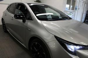 USADO LHD/RHD 2021 T O Y O T A COROLLA 1,8 GR SPORT - Product Image 2