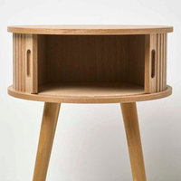 Table de chevet moderne avec rangement en teck massif finition naturelle pour usage intérieur dans les hôtels et les salons